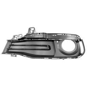 BMW 3 Series Wagon 2016-2018 Driver Side Fog Light Bezel - BM1038181