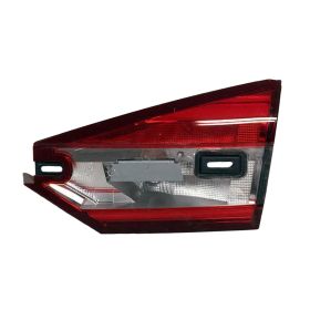 2017-2018 Ford Fusion - Passenger Side Inner Tail Light Assembly - FO2803120
