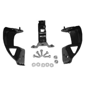 Chevrolet Pickup Chevy Silverado 1999-2002 Bumper Bracket Set - GM1061102