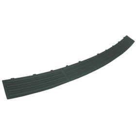 Chevrolet Suburban 2007-2014 Rear Bumper Step Pad - GM1191130