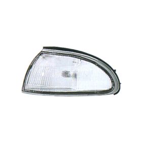 1993-1997 Geo Prizm - Driver Side Front Parking/side Marker Light Assembly - GM2520127