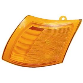 Saturn VUE 2002-2005 Passenger Side Front Side Marker Light Assembly - GM2551188