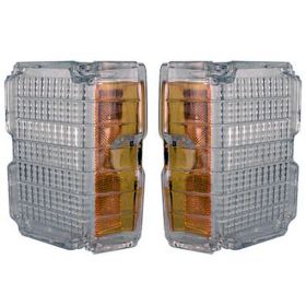 1972-1972 CHEVROLET CHEVELLE Driver And Passenger Side Pair Of Clear Park Light Lenses For All - GMK4033070722P