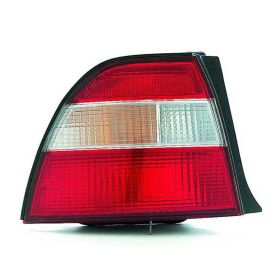 1994-1995 Honda Accord Coupe - Passenger Side Outer Tail Light Lens And Housing - HO2819105
