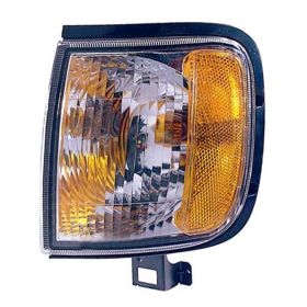 Isuzu Rodeo 2000-2002 Driver Side Front Parking/signal Light Assembly - IZ2520107