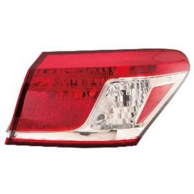 2010-2012 Lexus Es350 - Passenger Side Outer Tail Light Lens And Housing - LX2805104