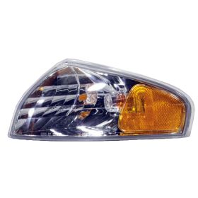 2000-2002 Mazda 626 - Driver Side Front Signal/side Marker Light Assembly - MA2530112