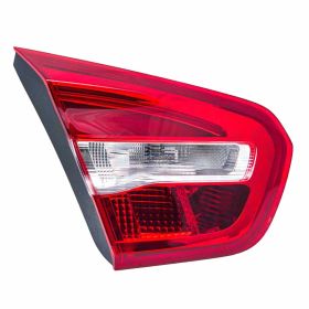 Mercedes Gla250 2015-2019 Driver Side Inner Halogen Tail Light Assembly - MB2802115