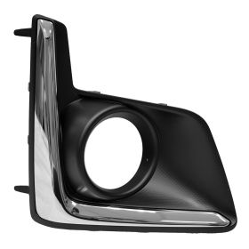 Subaru Crosstrek 2016-2017 Front Passenger Side Fog Light Bezel - SU1039112