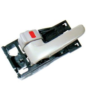 Toyota Sequoia 2001-2007 Driver Side Front Inner Door Handle - TO1352159