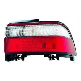 Toyota Corolla Sedan 1996-1997 Passenger Side Tail Light Assembly - TO2801127