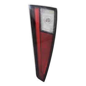 2016-2018 Toyota Prius - Passenger Side Lower Tail Light Lens And Housing - TO2887106