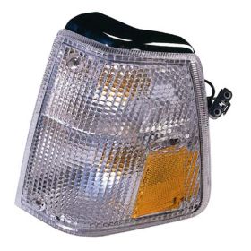 Volvo 240 1986-1993 Driver Side Front Parking/signal Light Assembly - VO2520102