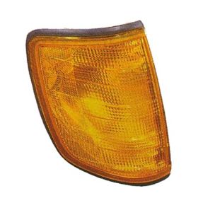 Mercedes 300ce 1988-1993 Driver Side Parking/signal Light Assembly - MB2520104