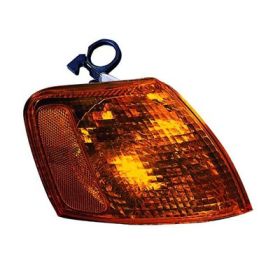 1998-2001 VOLKSWAGEN PASSAT Passenger Side Front Parking/Signal Light Assembly - CAPA Certified - VW2531106C